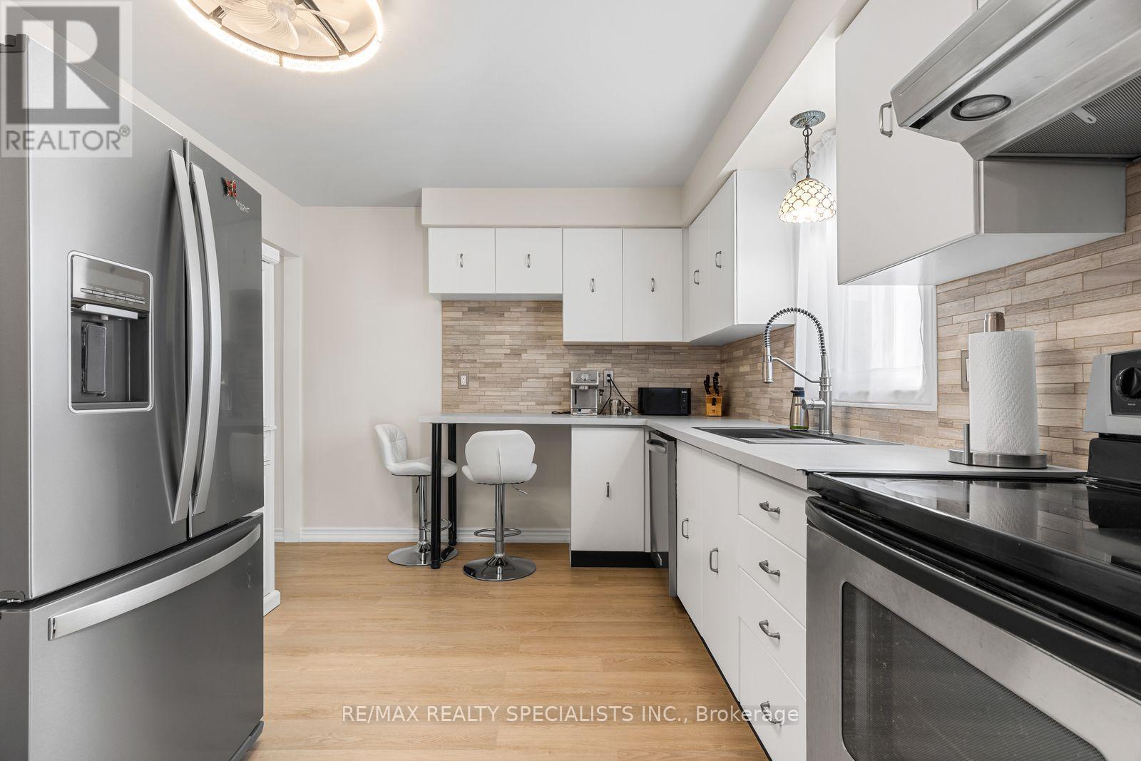 6454 Colebrook Crescent, Mississauga, Ontario  L5N 3E4 - Photo 13 - W13827690