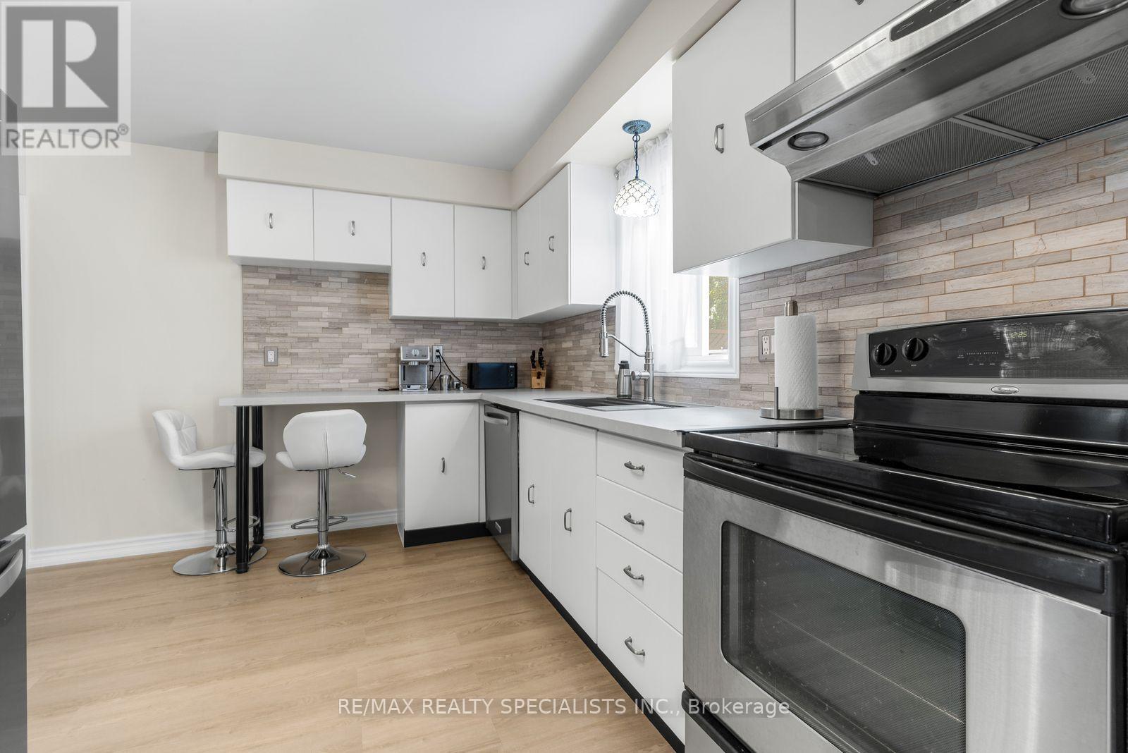 6454 Colebrook Crescent, Mississauga, Ontario  L5N 3E4 - Photo 14 - W13827690