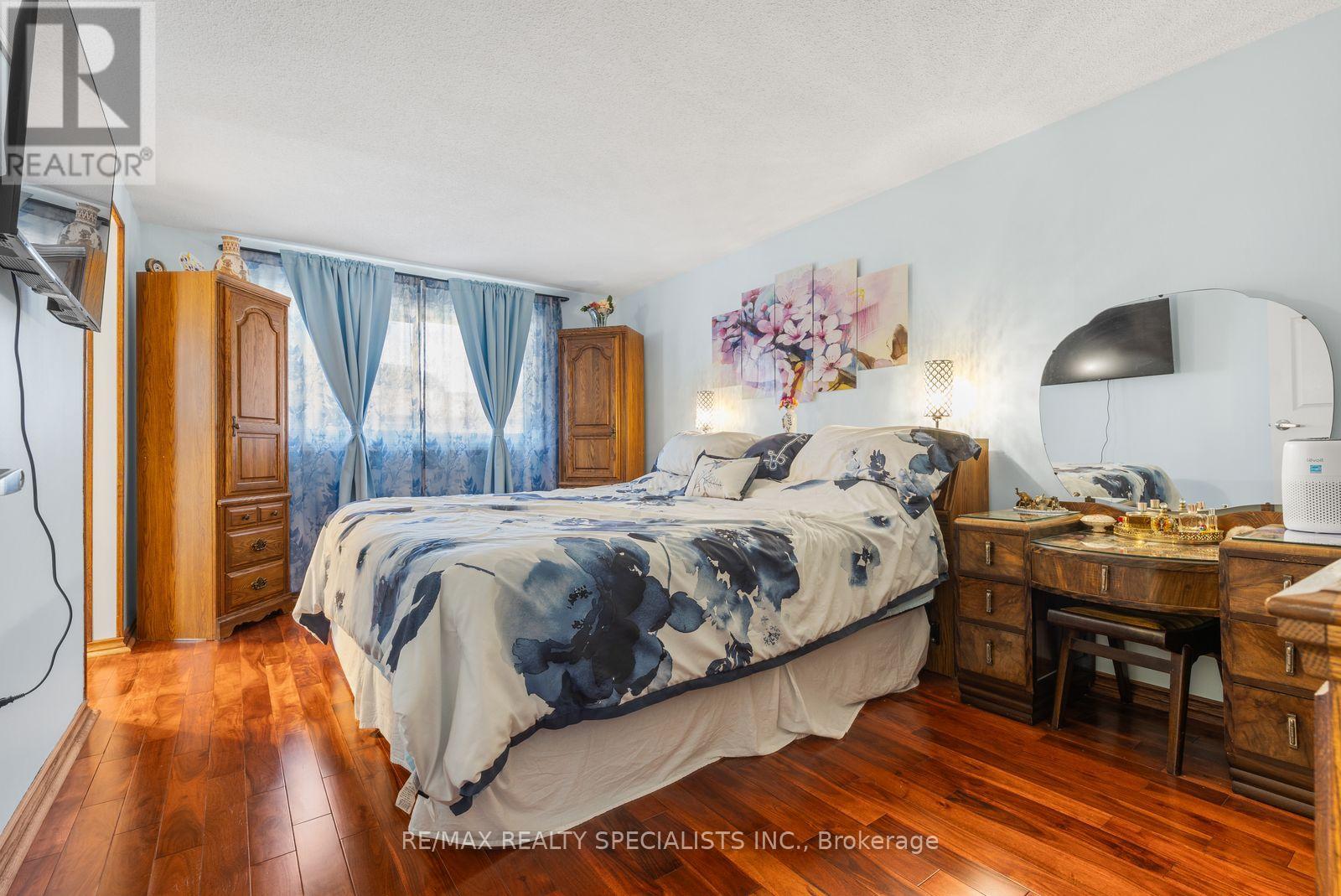 6454 Colebrook Crescent, Mississauga, Ontario  L5N 3E4 - Photo 16 - W13827690