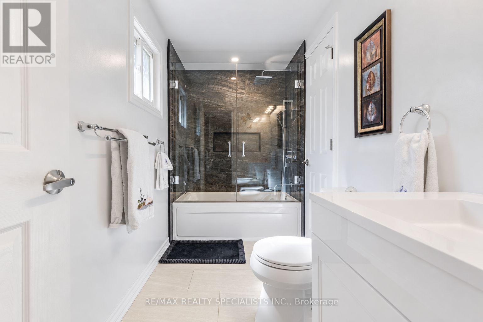 6454 Colebrook Crescent, Mississauga, Ontario  L5N 3E4 - Photo 22 - W13827690