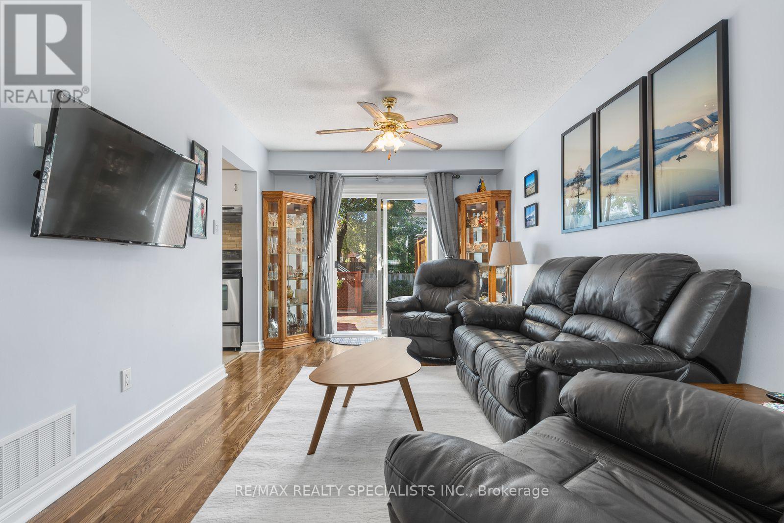 6454 Colebrook Crescent, Mississauga, Ontario  L5N 3E4 - Photo 7 - W13827690