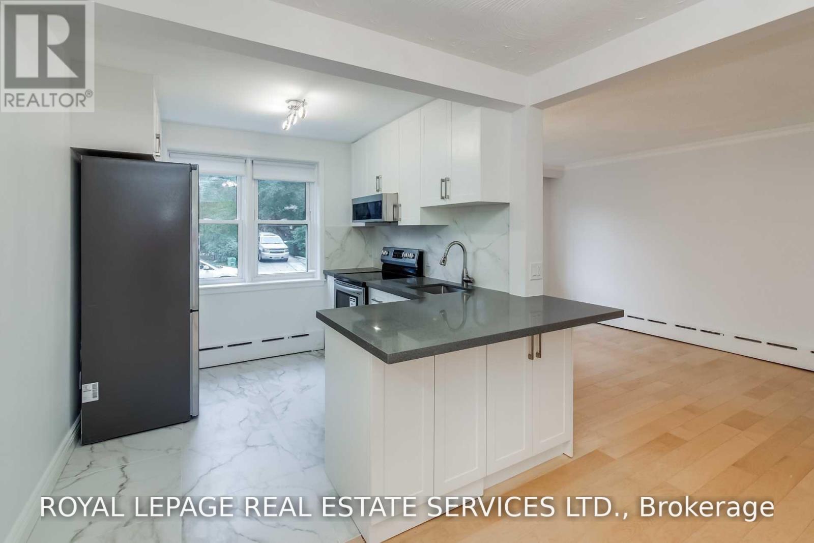 Suite 1 - 48 Indian Road Crescent, Toronto, Ontario  M6P 2G1 - Photo 10 - W13827720