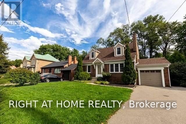 1489 Applewood Road, Mississauga, Ontario  L5E 2M2 - Photo 2 - W13827740