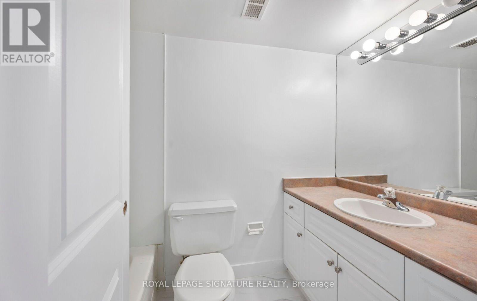 901 - 14 Neilson Drive, Toronto, Ontario  M9C 1V6 - Photo 22 - W13827756