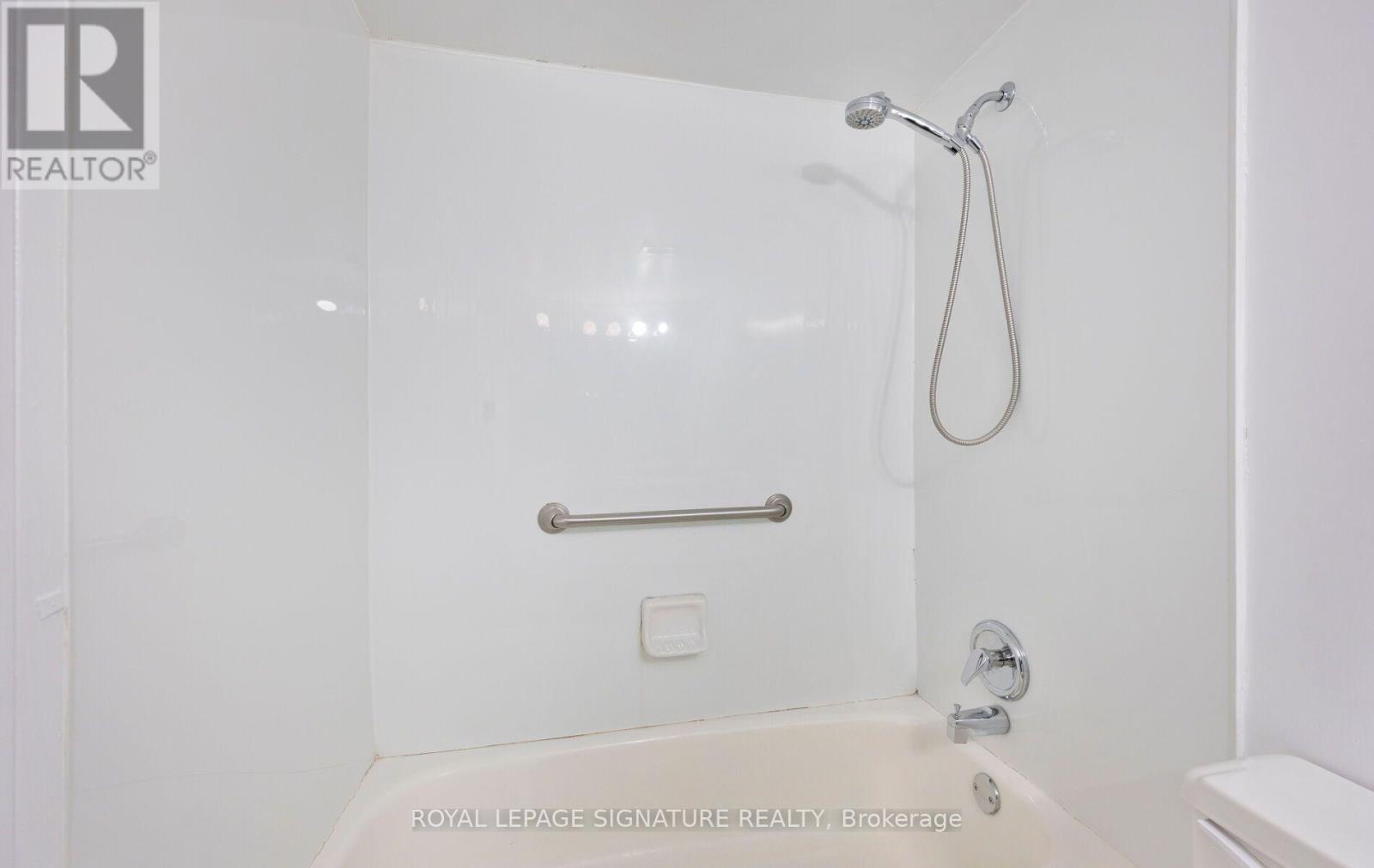 901 - 14 Neilson Drive, Toronto, Ontario  M9C 1V6 - Photo 23 - W13827756