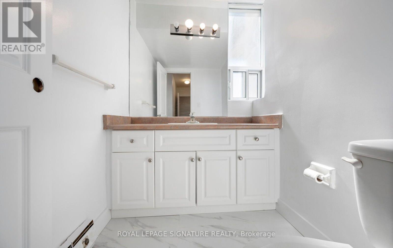 901 - 14 Neilson Drive, Toronto, Ontario  M9C 1V6 - Photo 30 - W13827756