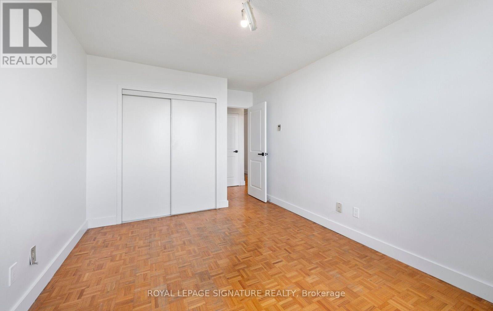 901 - 14 Neilson Drive, Toronto, Ontario  M9C 1V6 - Photo 32 - W13827756