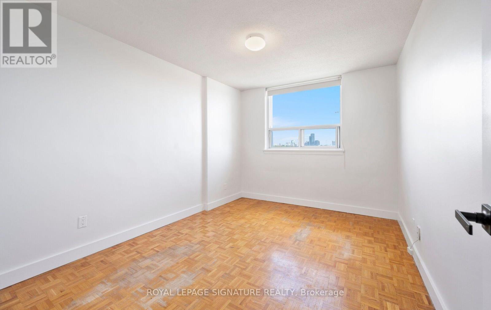 901 - 14 Neilson Drive, Toronto, Ontario  M9C 1V6 - Photo 33 - W13827756