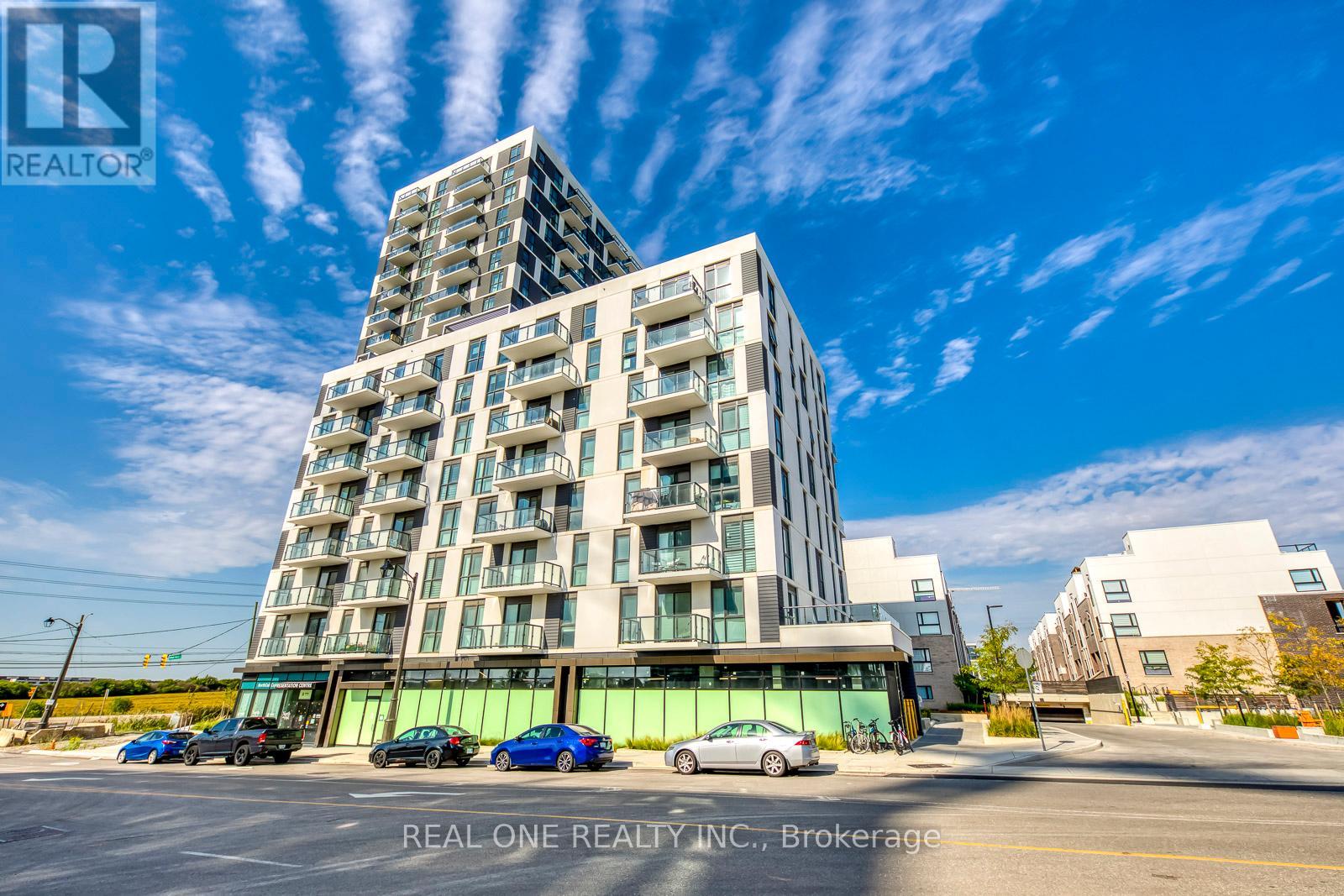 711 - 335 Wheat Boom Drive, Oakville, Ontario L6H 7Y1 - Photo 1 - W13827758