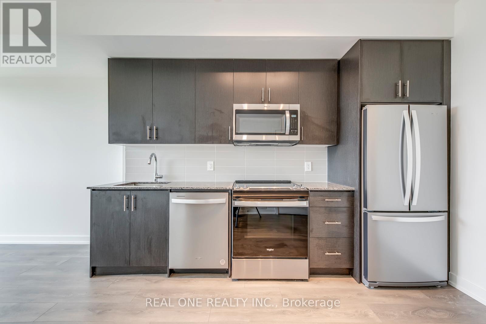 711 - 335 Wheat Boom Drive, Oakville, Ontario L6H 7Y1 - Photo 9 - W13827758