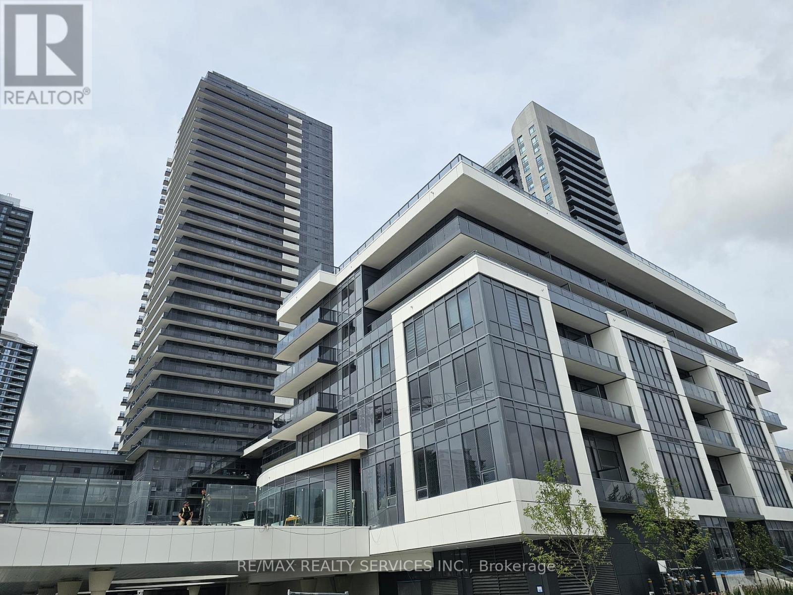 2707 - 5105 Hurontario Street, Mississauga, Ontario  L4Z 3X7 - Photo 1 - W13827760