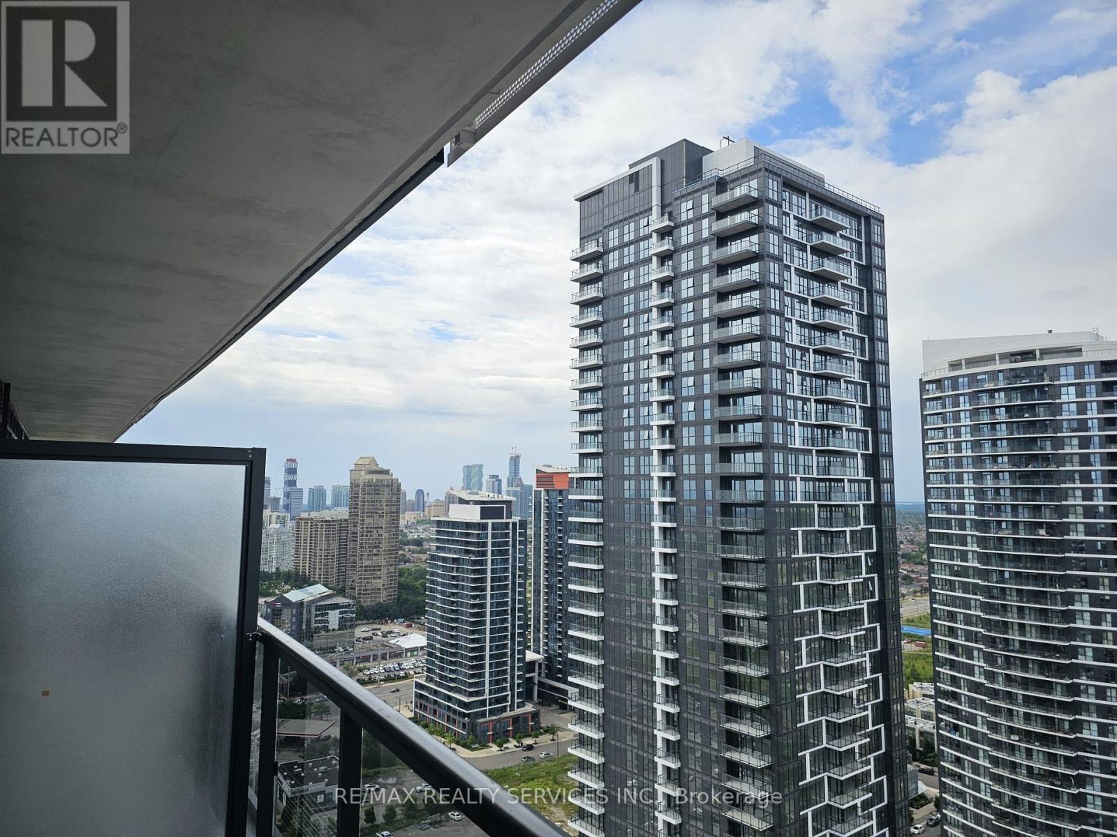 2707 - 5105 Hurontario Street, Mississauga, Ontario  L4Z 3X7 - Photo 3 - W13827760