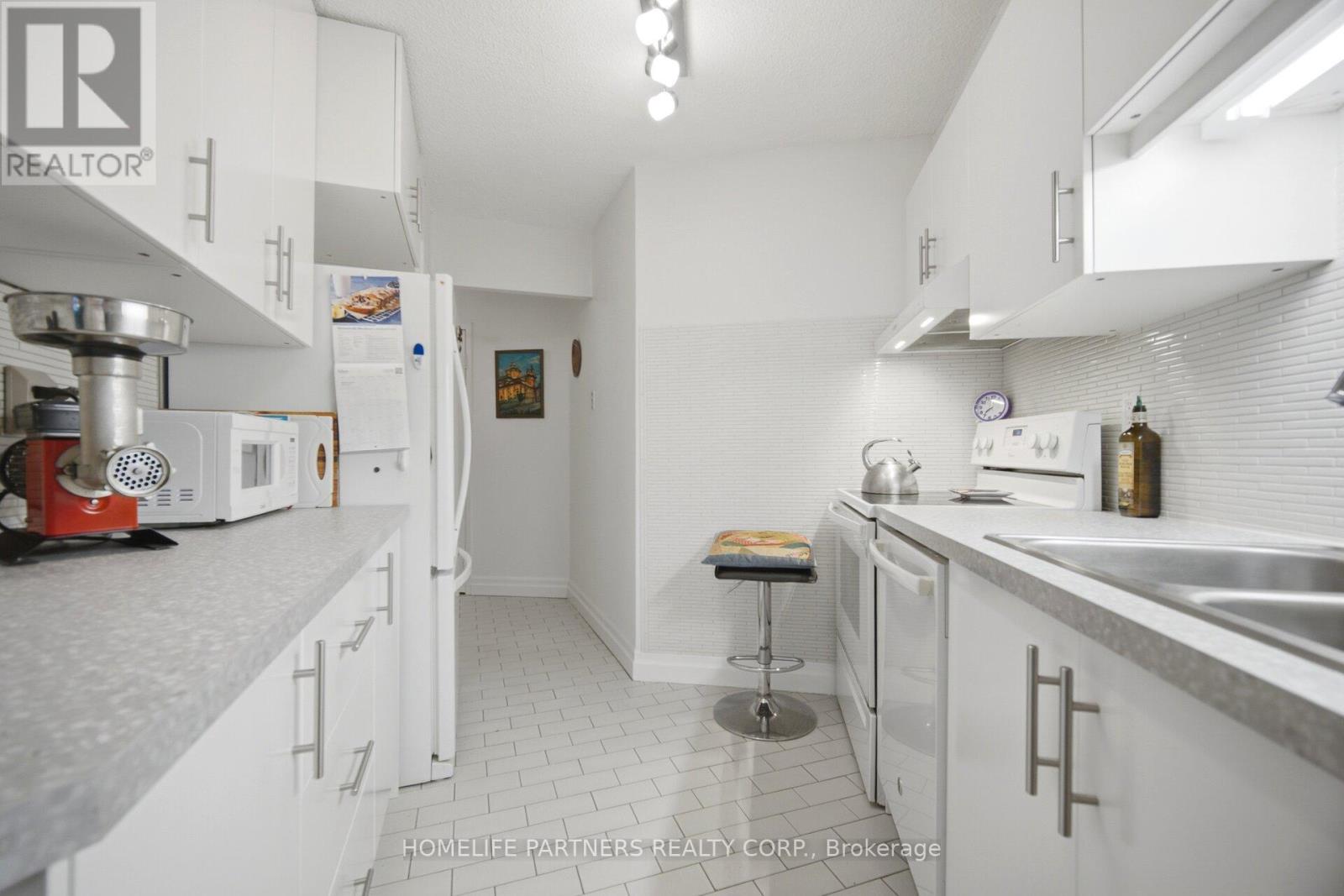 903 - 335 Mill Road, Toronto, Ontario  M9C 1Y6 - Photo 9 - W13827794