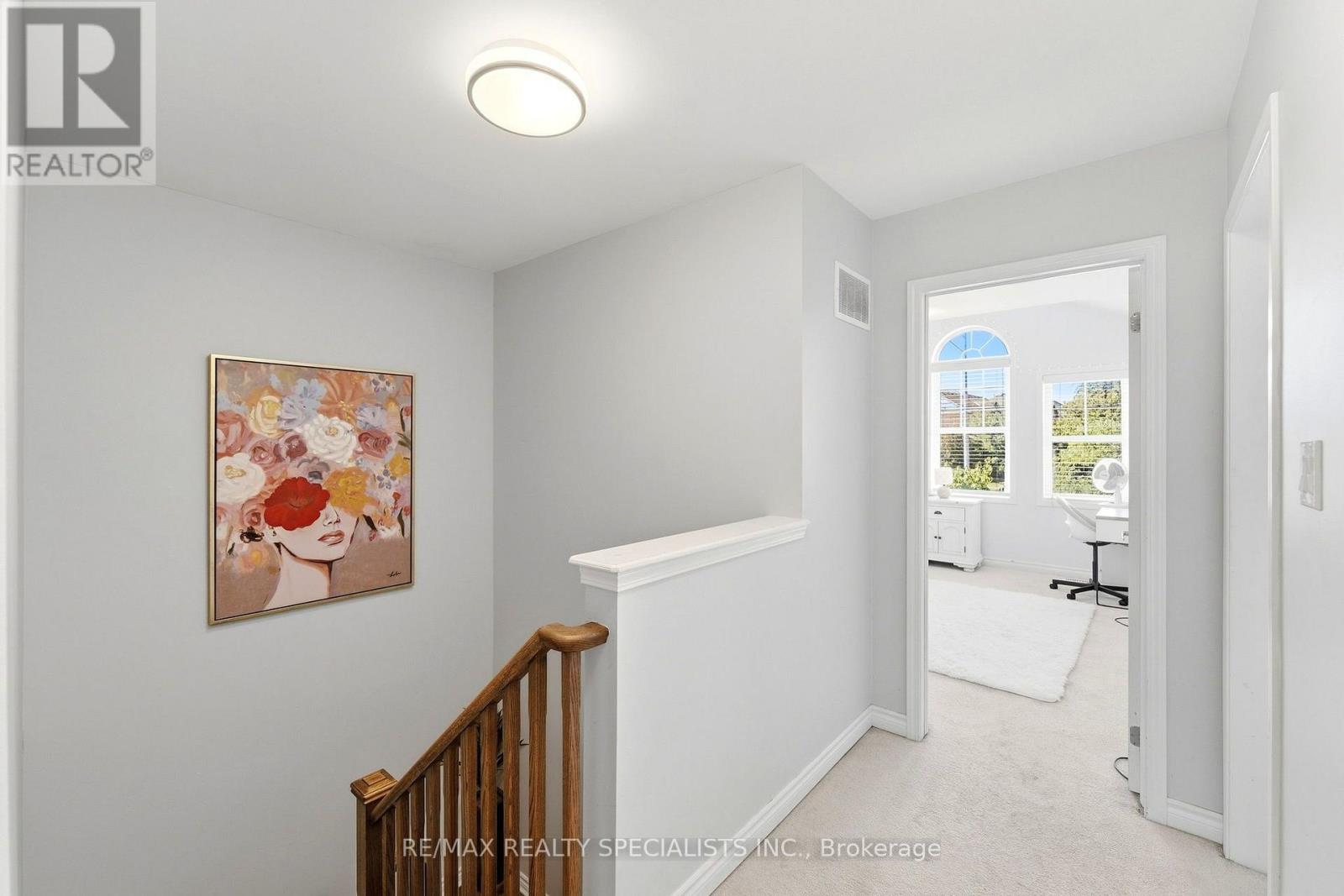 7 Leblanc Crescent, Brampton, Ontario  L7A 4G7 - Photo 17 - W13827830