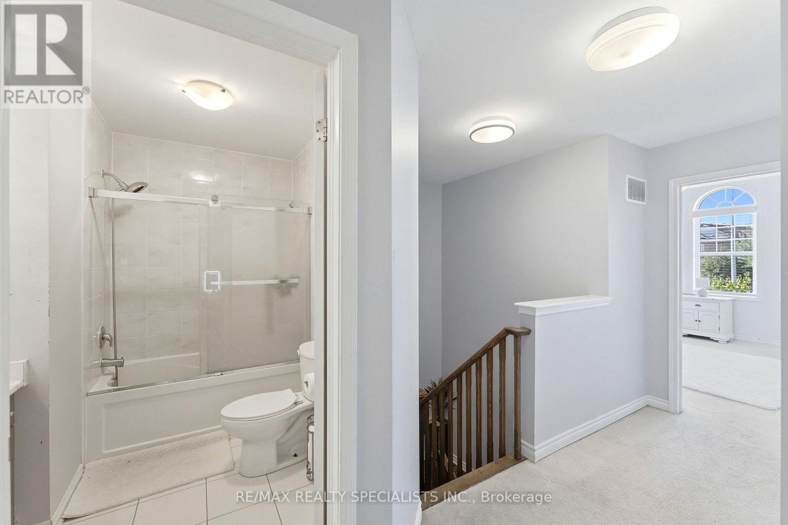 7 Leblanc Crescent, Brampton, Ontario  L7A 4G7 - Photo 18 - W13827830