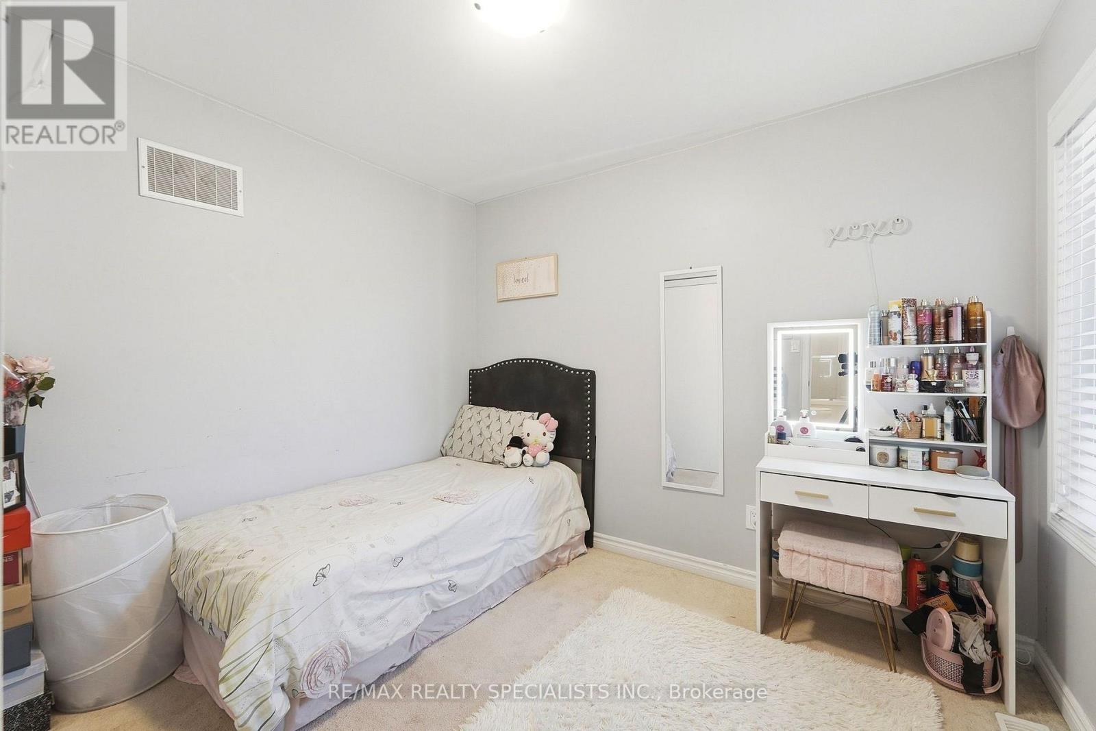 7 Leblanc Crescent, Brampton, Ontario  L7A 4G7 - Photo 27 - W13827830