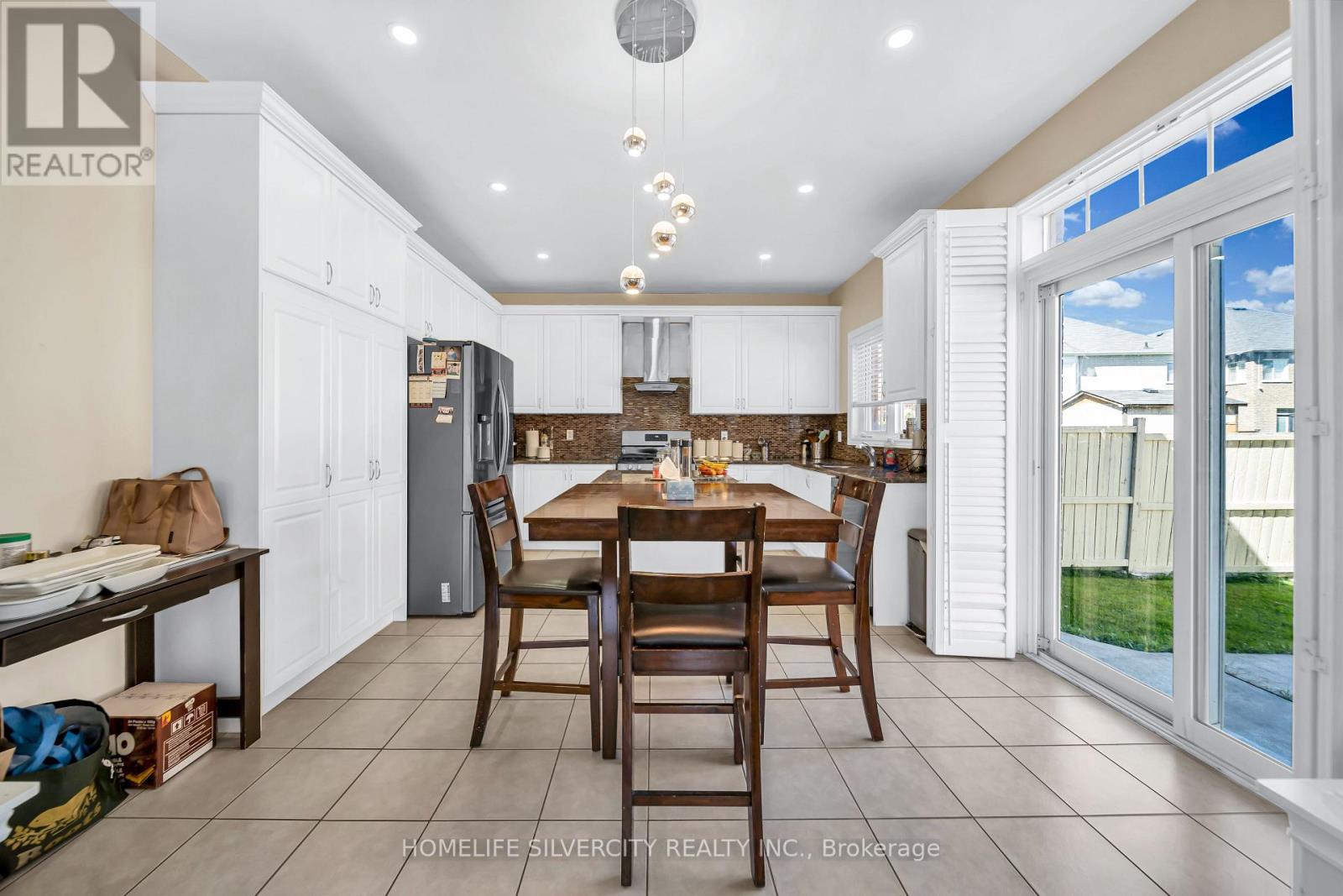 2 Addiscott Street, Brampton, Ontario  L6R 0W1 - Photo 12 - W13827844