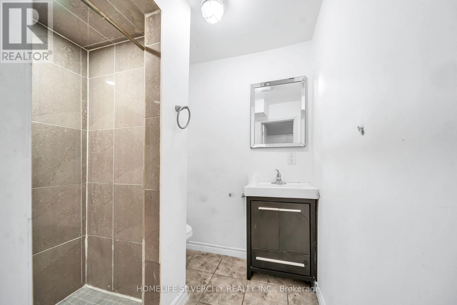 2 Addiscott Street, Brampton, Ontario  L6R 0W1 - Photo 34 - W13827844