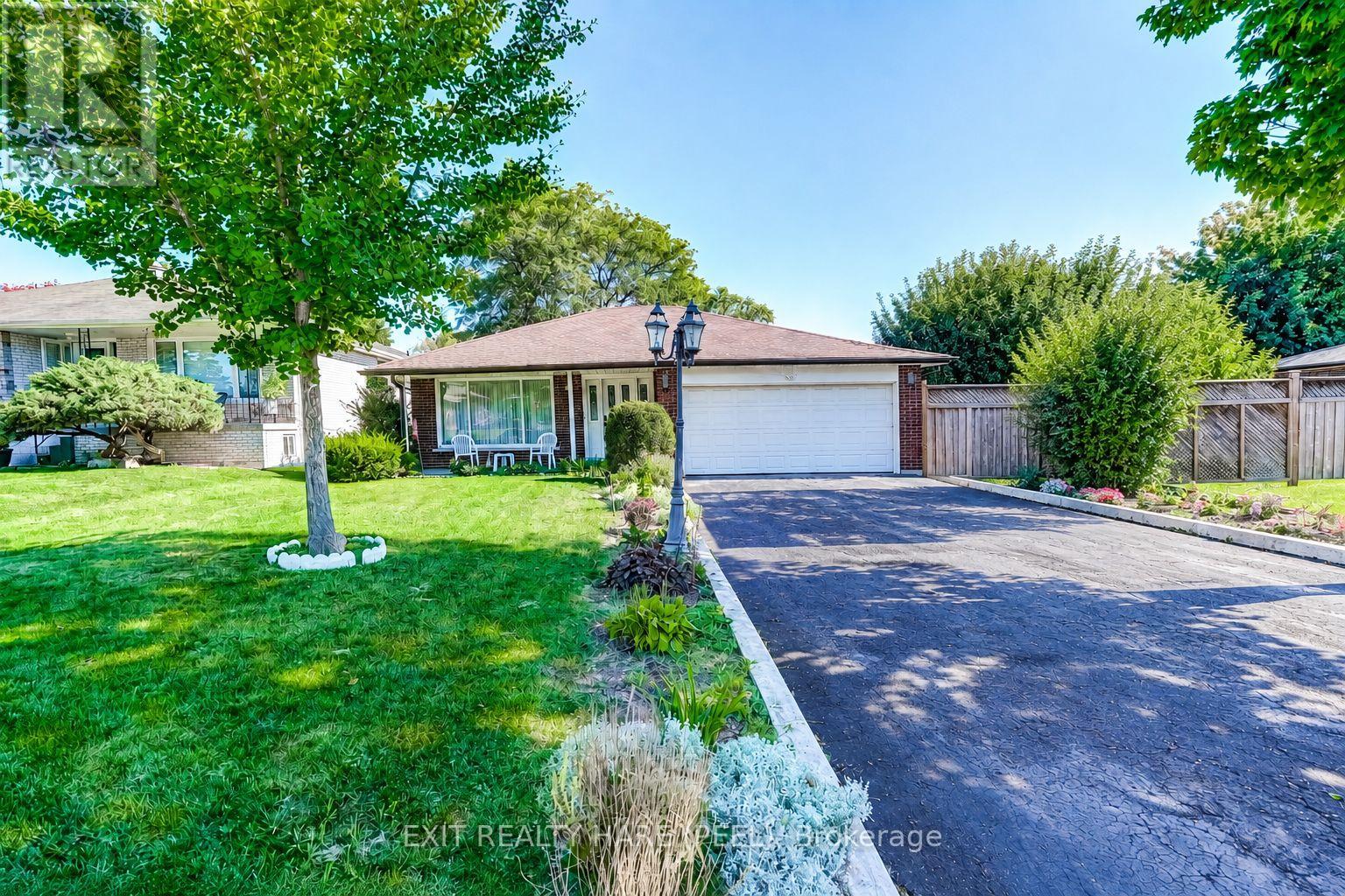 76 Birchview Crescent, Caledon, Ontario  L7E 3X1 - Photo 1 - W13827864