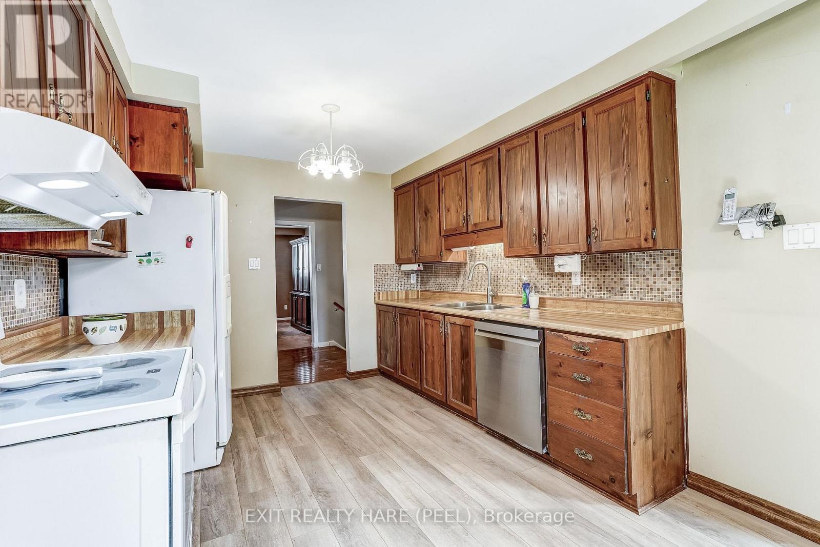 76 Birchview Crescent, Caledon, Ontario  L7E 3X1 - Photo 16 - W13827864