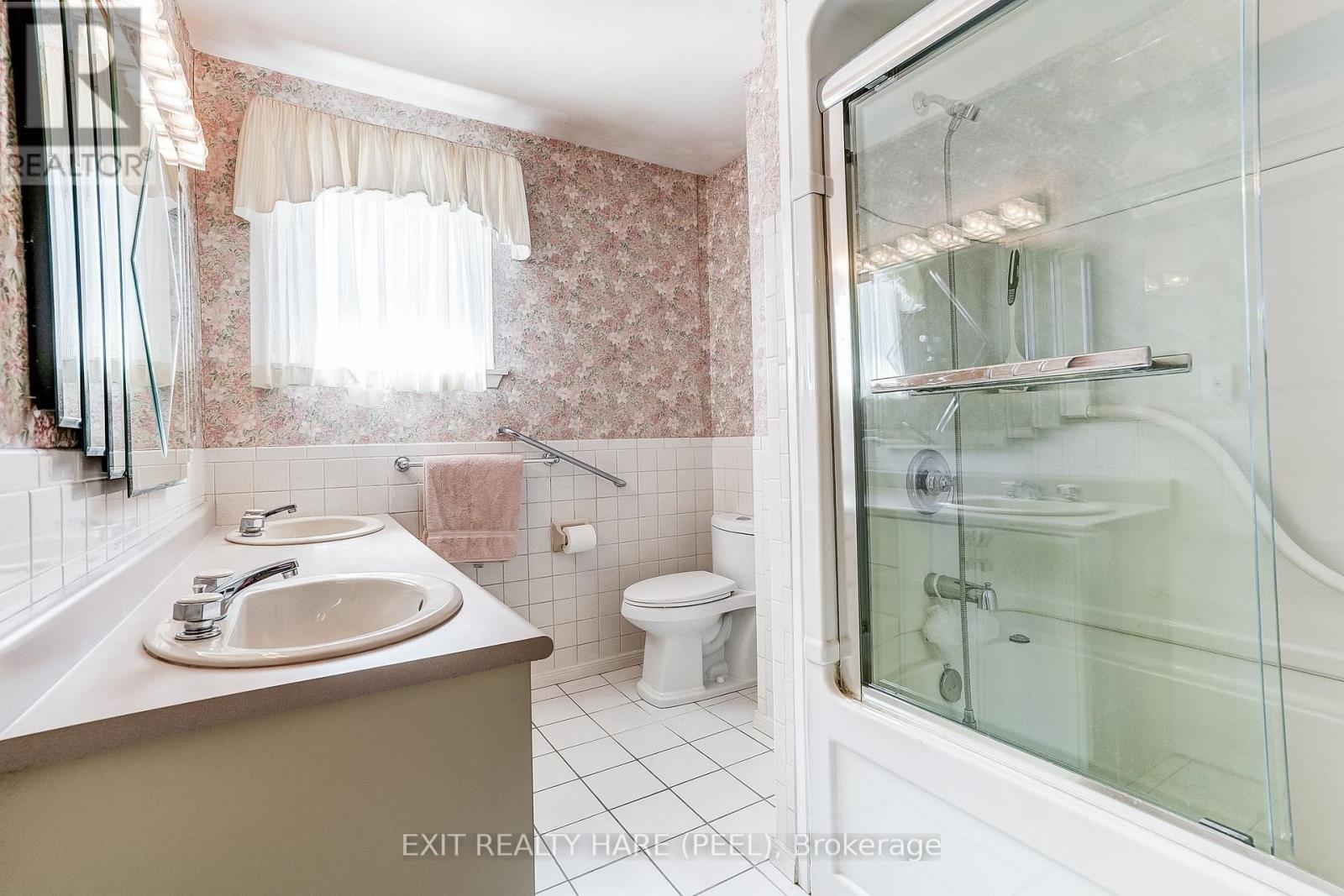 76 Birchview Crescent, Caledon, Ontario  L7E 3X1 - Photo 19 - W13827864