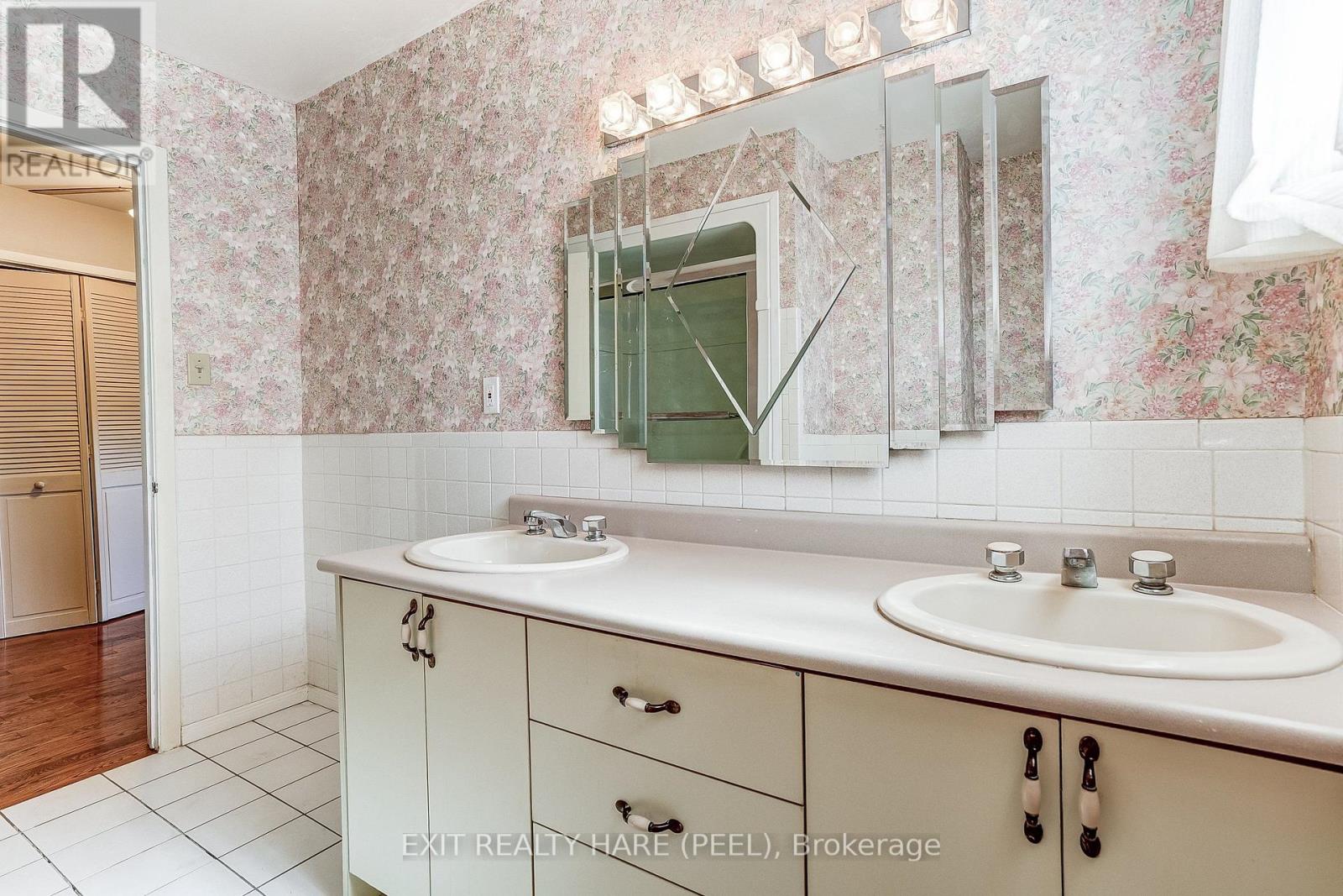 76 Birchview Crescent, Caledon, Ontario  L7E 3X1 - Photo 20 - W13827864