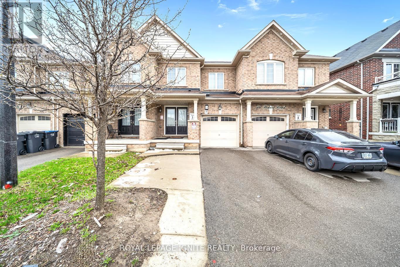 14 Hoover Road, Brampton, Ontario  L7A 4L2 - Photo 2 - W13827874