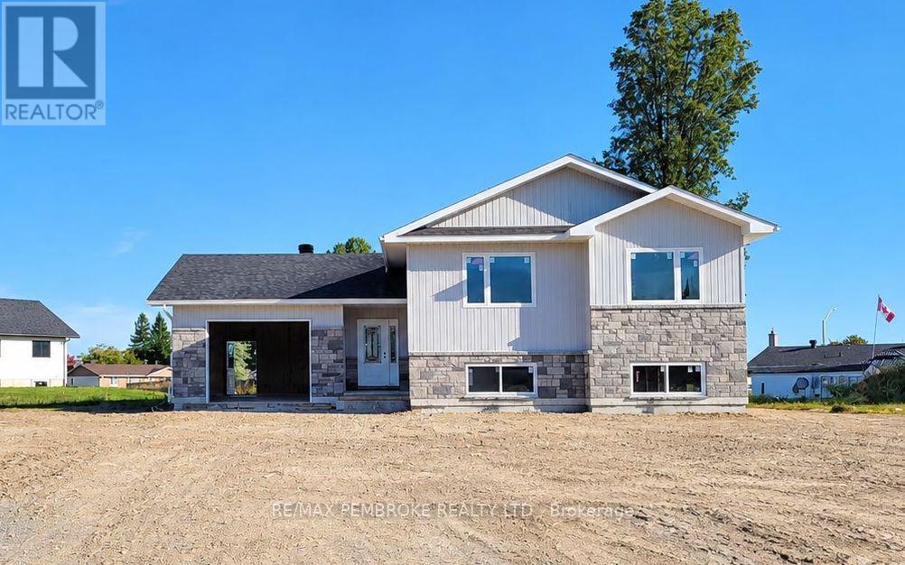 12 EDDY CRESCENT, Pembroke, Ontario