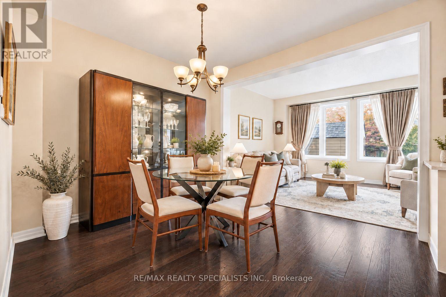 92 Hanson Crescent, Milton, Ontario L9T 8L5 - Photo 6 - W13802562