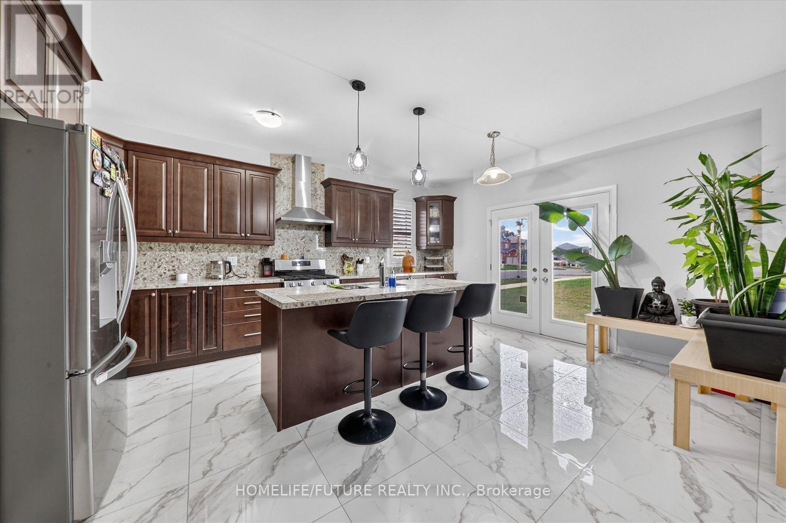 14 Lamb Avenue, Kawartha Lakes, Ontario  K9V 0J3 - Photo 14 - X13827698