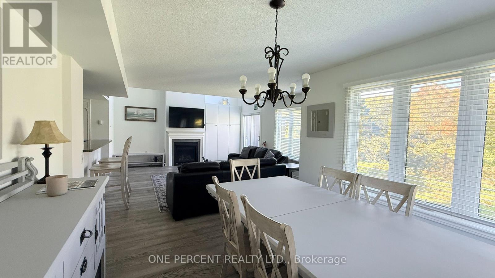 210 - 110 Fairway Crescent, Blue Mountains, Ontario  L9Y 0P8 - Photo 6 - X13827736
