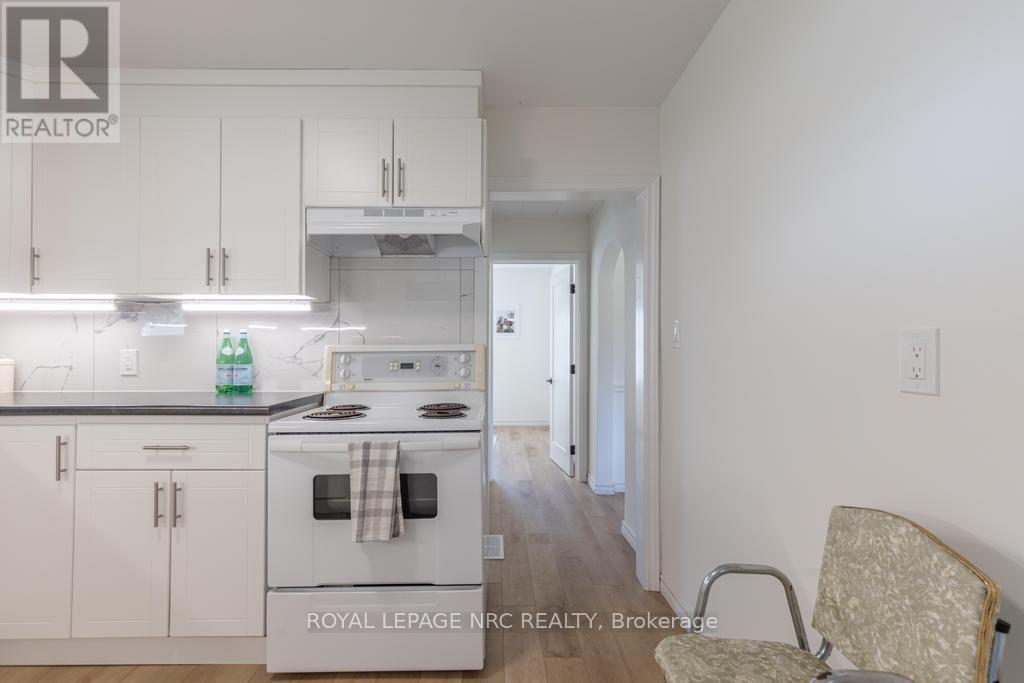 2414 Port Robinson Road, Thorold, Ontario  L3B 5N5 - Photo 12 - X13827856