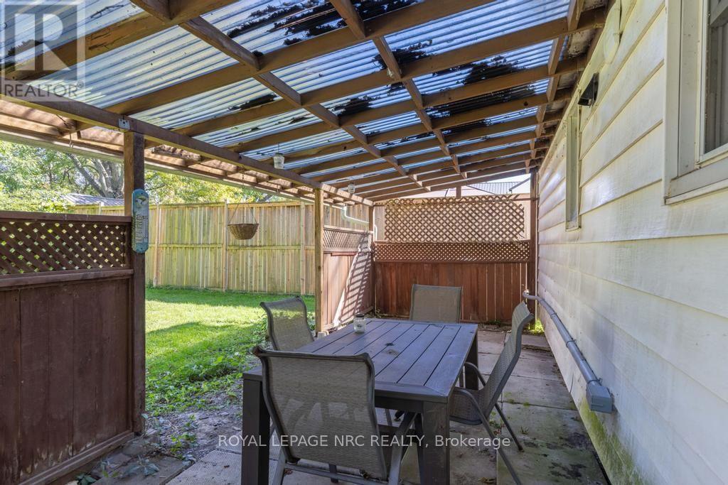 2414 Port Robinson Road, Thorold, Ontario  L3B 5N5 - Photo 23 - X13827856