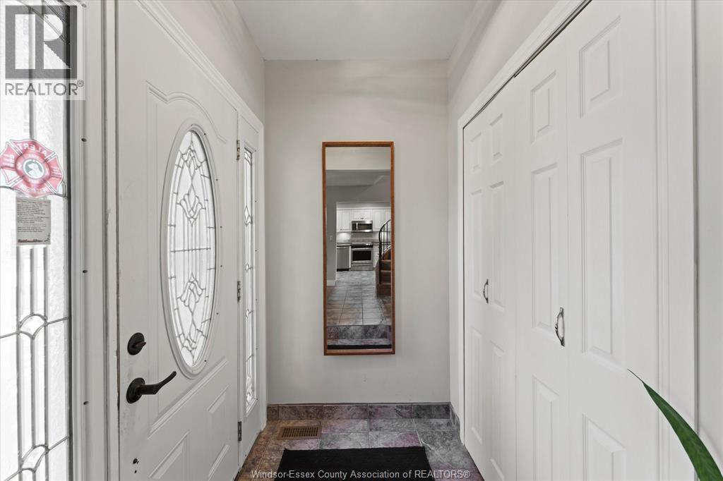 234 Applewood Road, Kingsville, Ontario  N9Y 3P3 - Photo 5 - 26023568