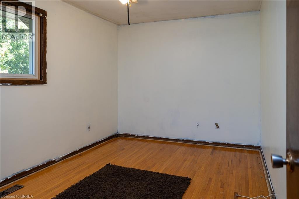 52 Brier Park Road, Brantford, Ontario  N3R 3P7 - Photo 14 - 40866429