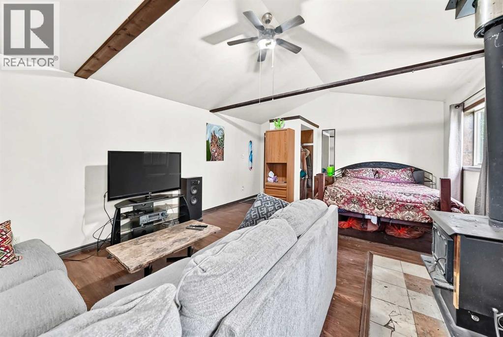 5160 & 5156 52nd Street, Caroline, Alberta  T0M 0M0 - Photo 40 - A2347436