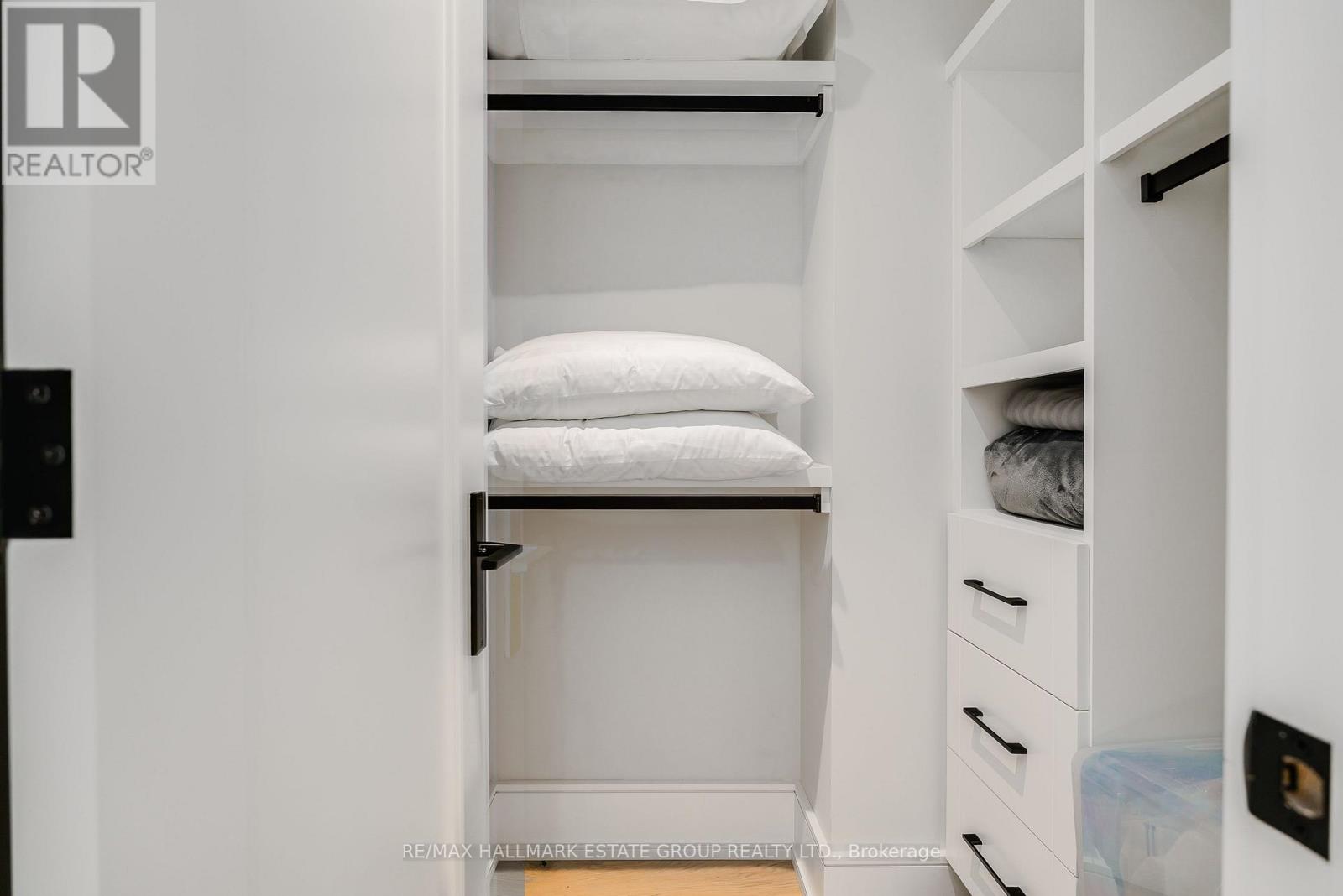 70 Bellefair Avenue, Toronto, Ontario  M4L 3T8 - Photo 21 - E13827702