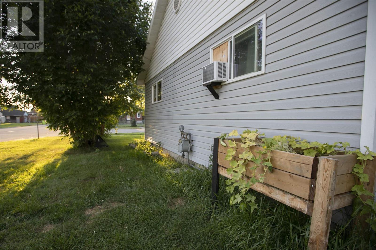 666 Shafer Ave, Sault Ste. Marie, Ontario  P6C 3S1 - Photo 9 - SM262677