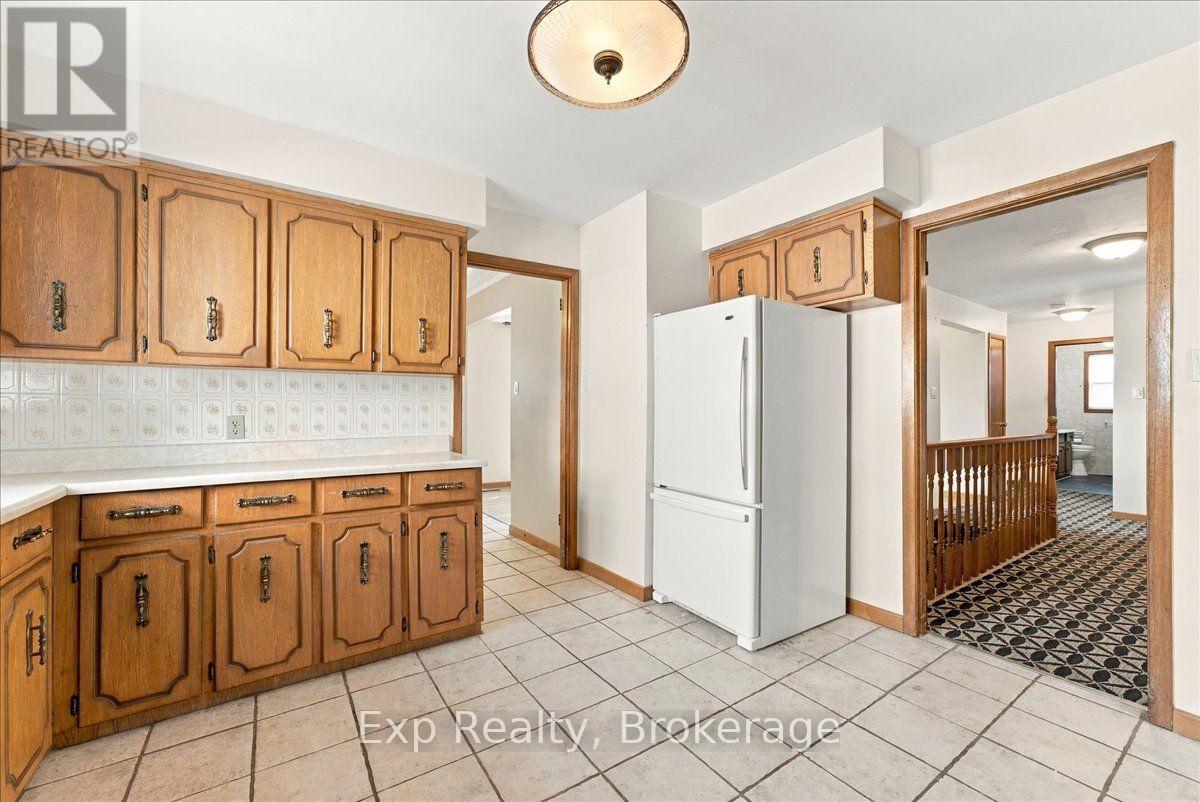 863 Wedgewood Court, Peterborough, Ontario  K9J 7T8 - Photo 12 - X13827908