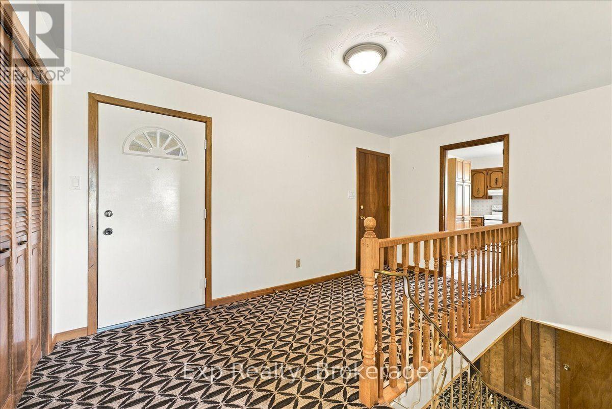 863 Wedgewood Court, Peterborough, Ontario  K9J 7T8 - Photo 4 - X13827908