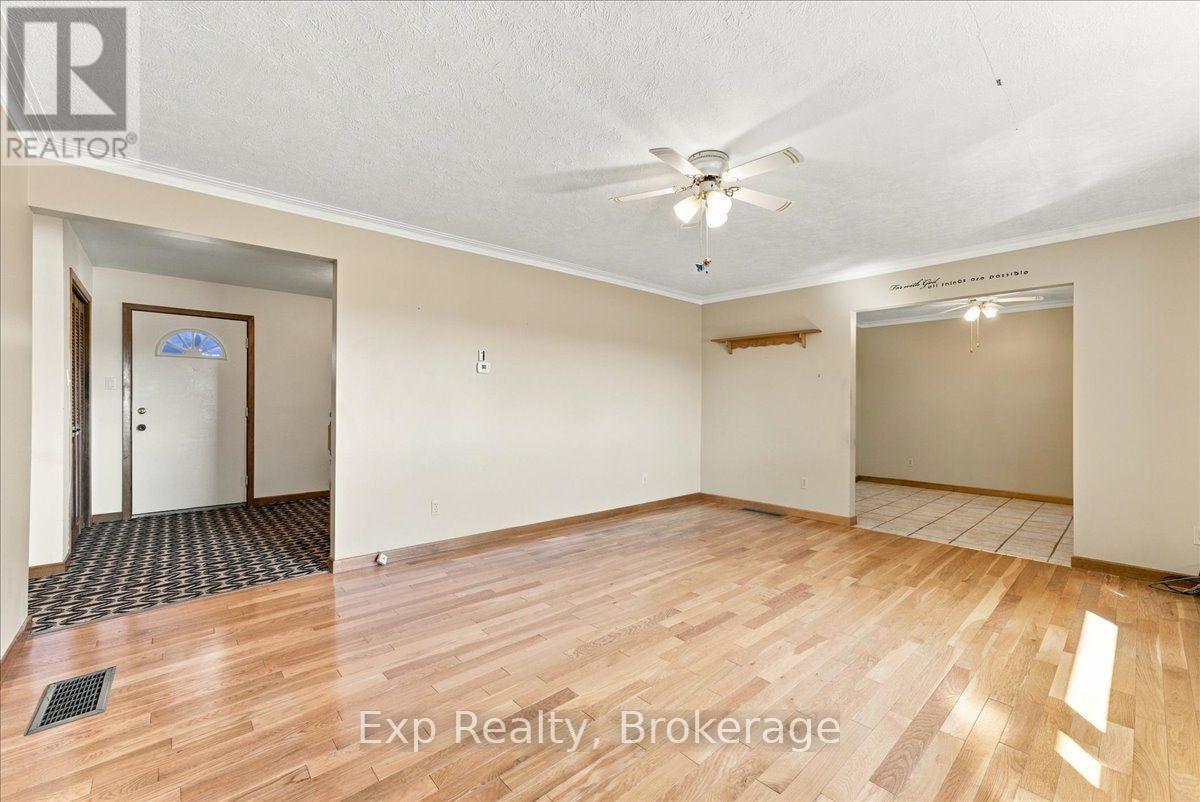 863 Wedgewood Court, Peterborough, Ontario  K9J 7T8 - Photo 7 - X13827908