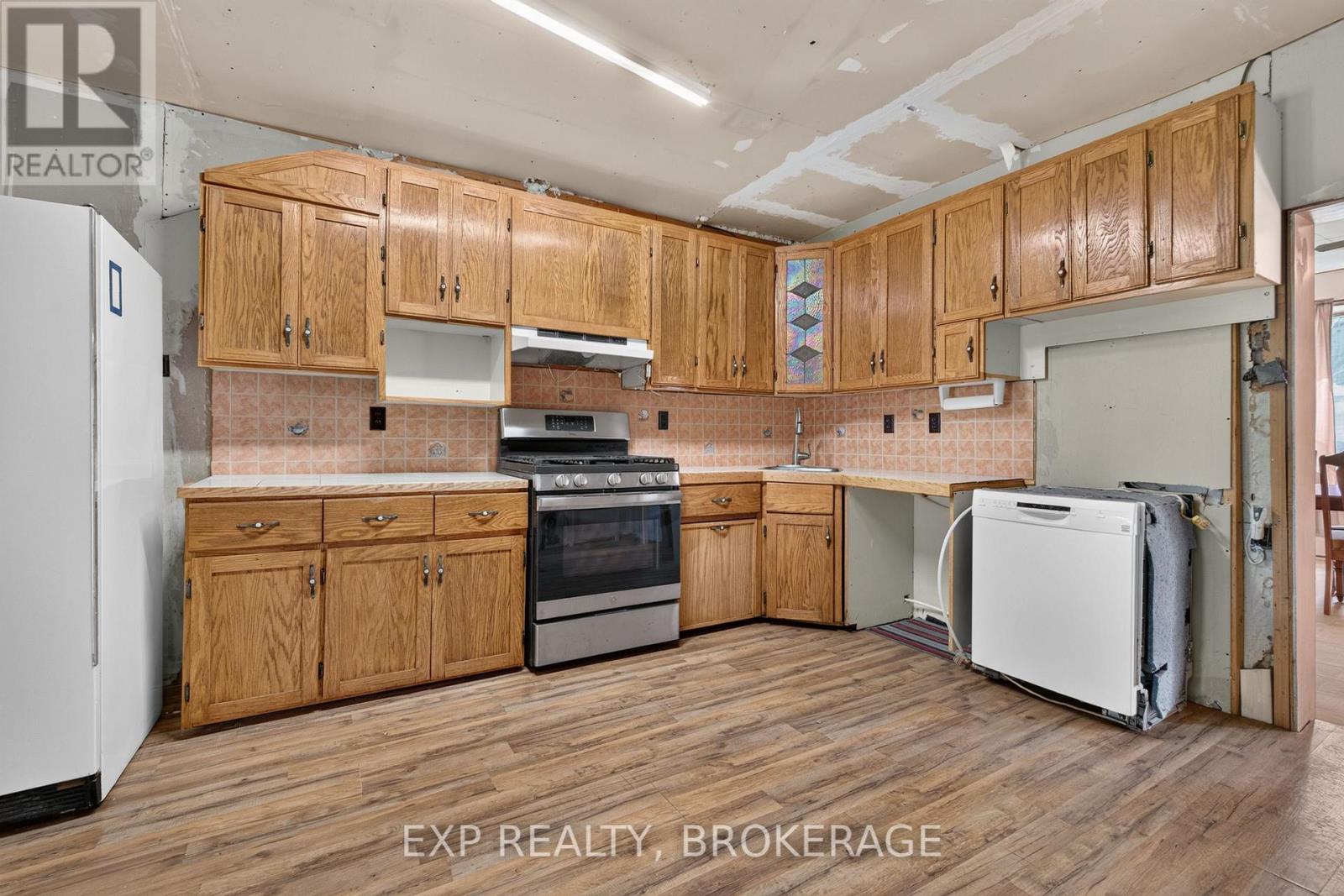 1654 County 10 Road, Prince Edward County, Ontario  K0K 1P0 - Photo 12 - X13827922
