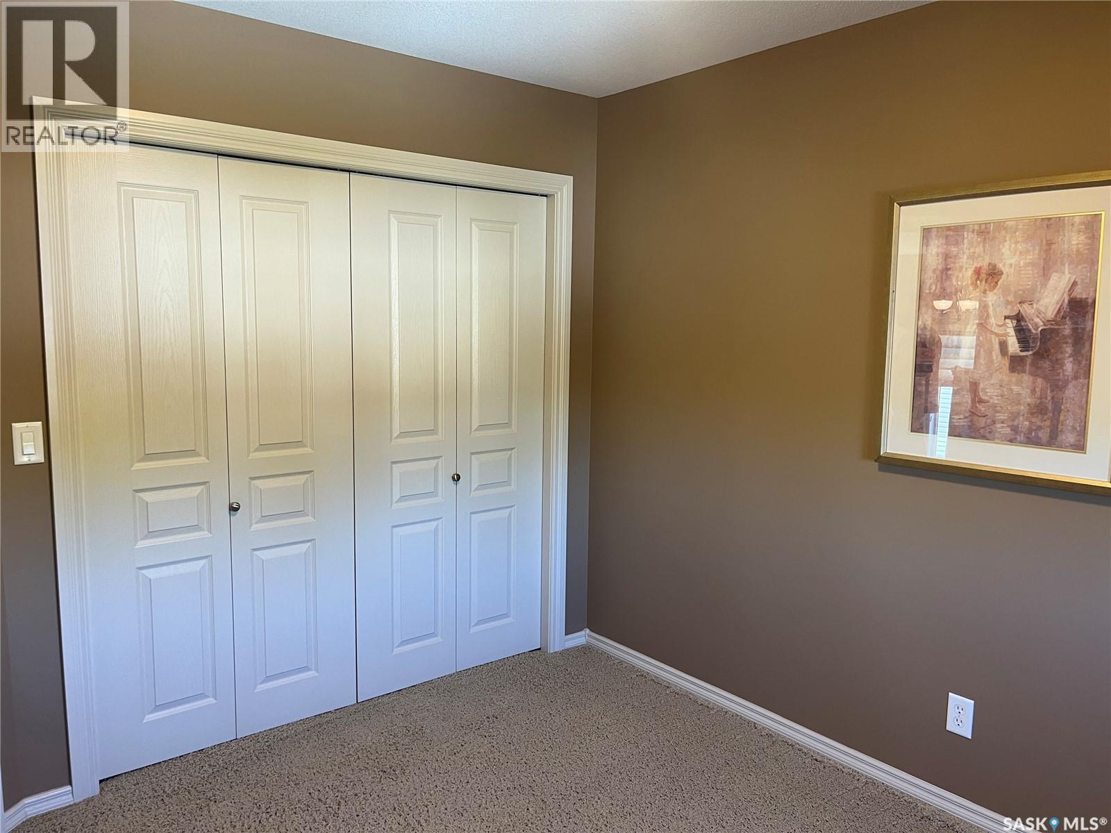 1914 Laurier Crescent E, Regina, Saskatchewan  S4V 0N8 - Photo 26 - SK049512