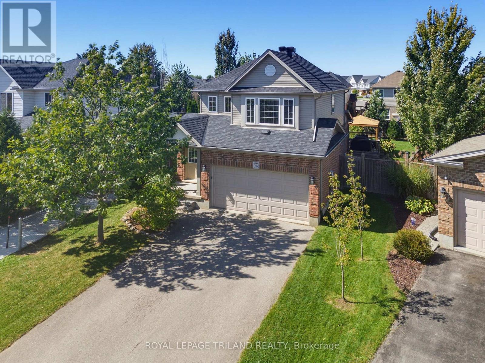 994 Foxcreek Road, London North, Ontario  N6G 0H1 - Photo 3 - X13828014