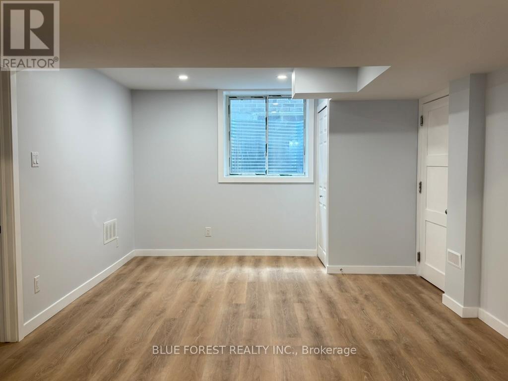 1458 Wright Crescent, London North, Ontario  N6G 3R6 - Photo 22 - X13828034