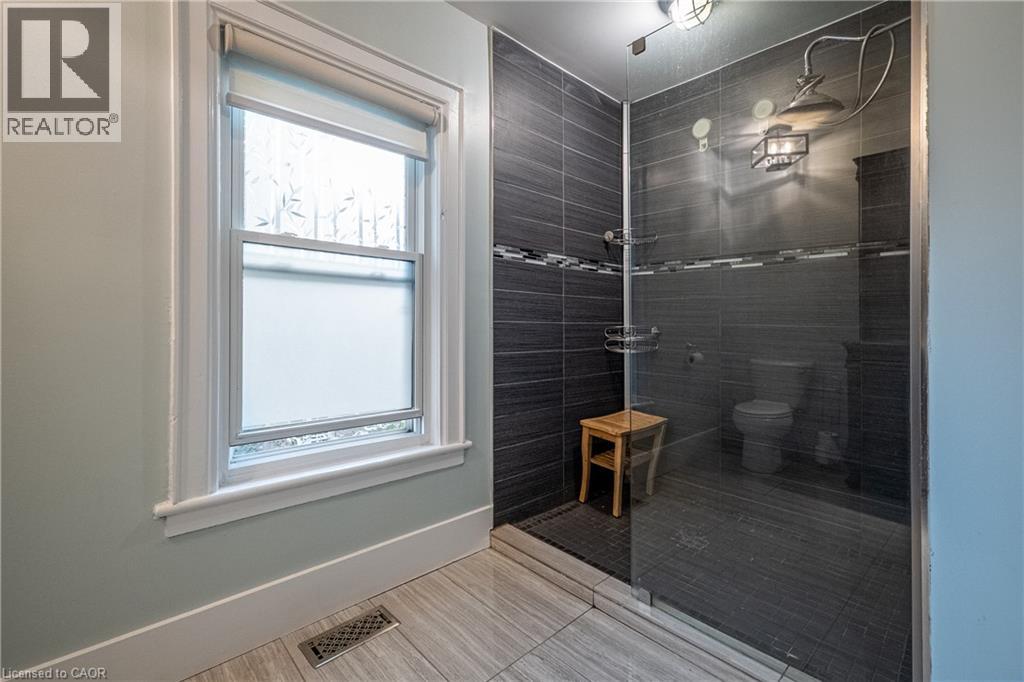283 Plains Road W, Burlington, Ontario  L7T 1G1 - Photo 33 - 40863066