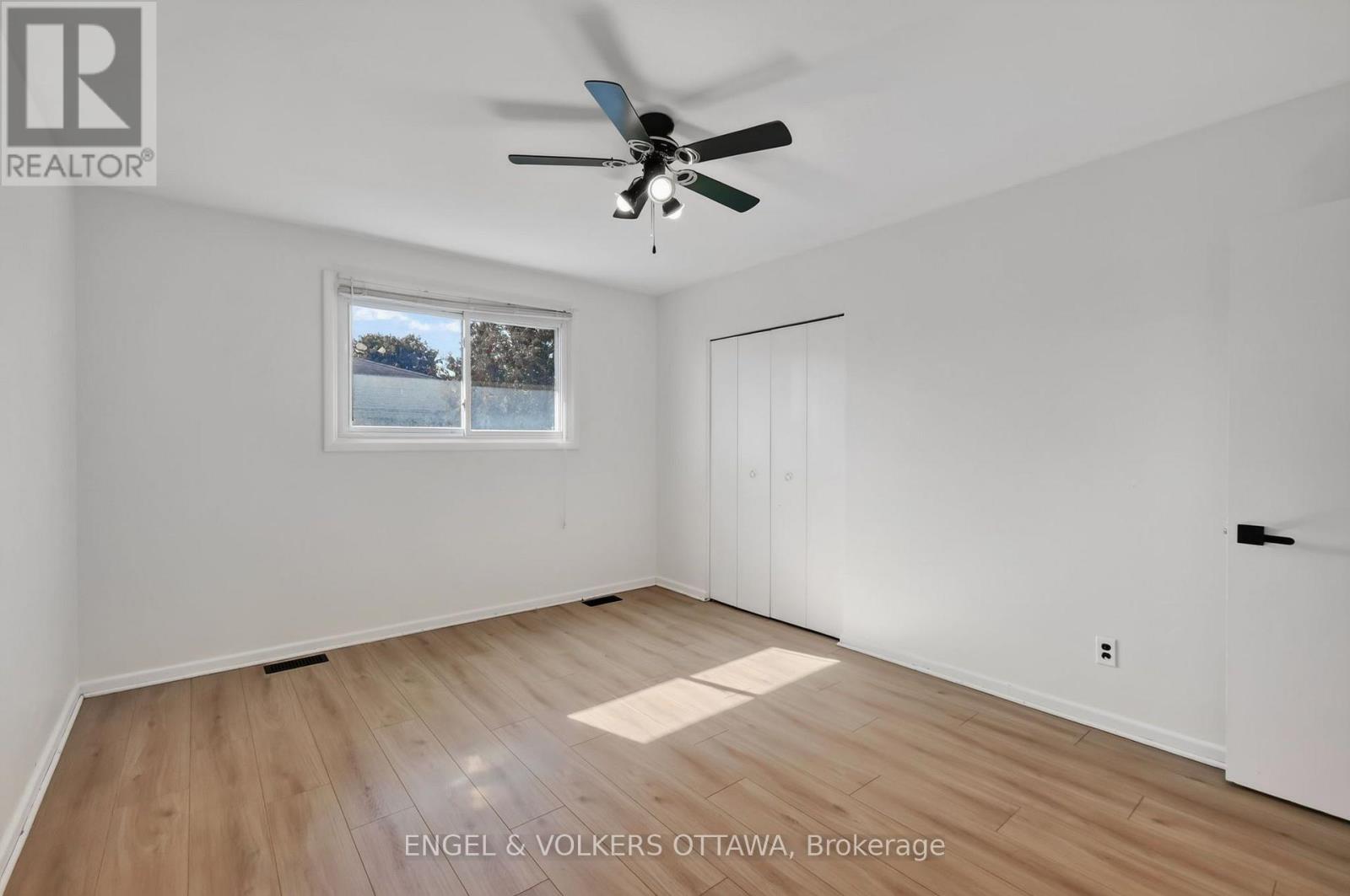 B - 1132 Clyde Avenue, Ottawa, Ontario  K2C 1Y2 - Photo 11 - X13827934