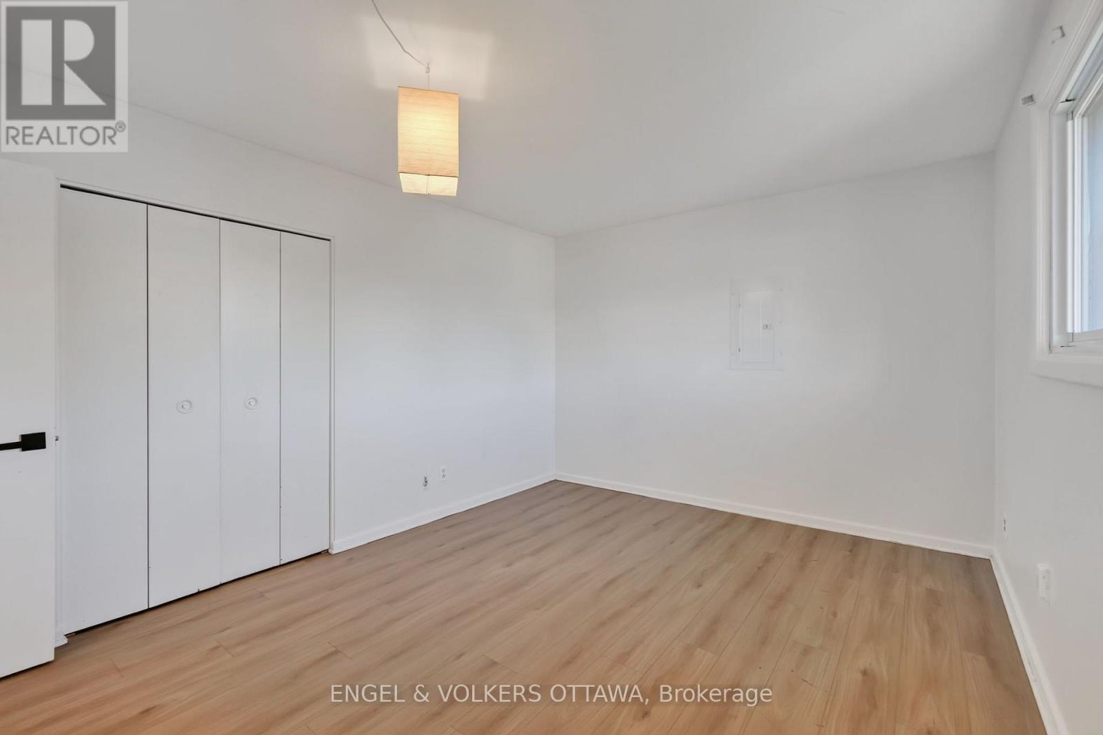 B - 1132 Clyde Avenue, Ottawa, Ontario  K2C 1Y2 - Photo 16 - X13827934