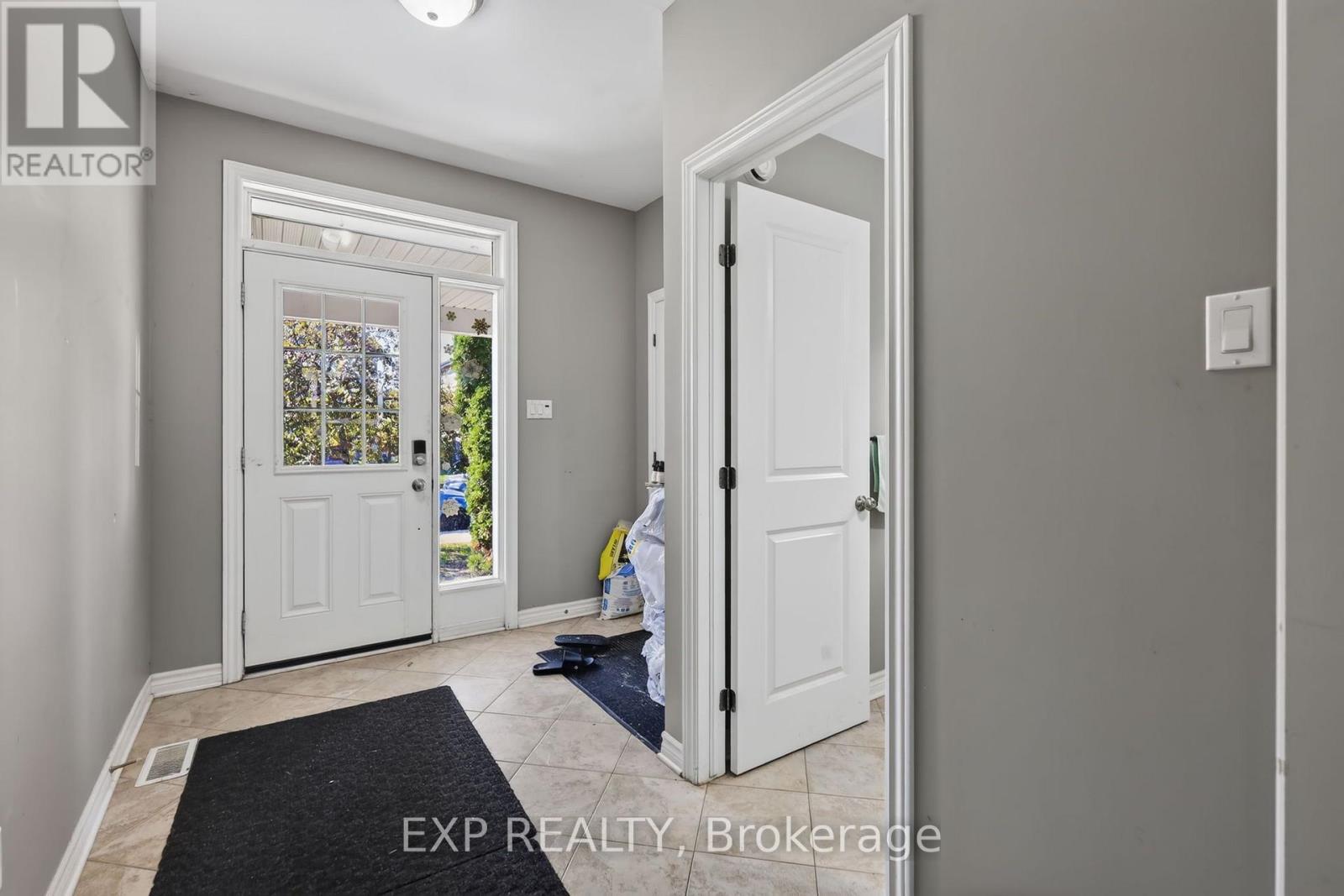 632 Willowmere Way, Ottawa, Ontario  K1T 0K2 - Photo 7 - X13828018