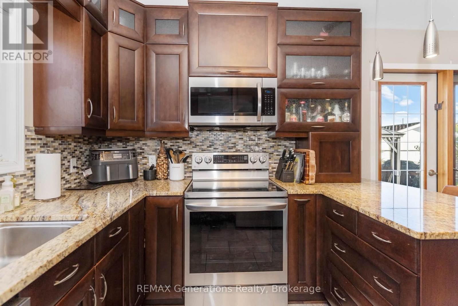 330 Montclair Street, Thunder Bay, Ontario  P7A 1M4 - Photo 7 - X13827918